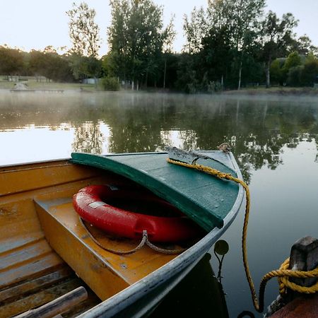 Losari Retreat Bramley Екстериор снимка