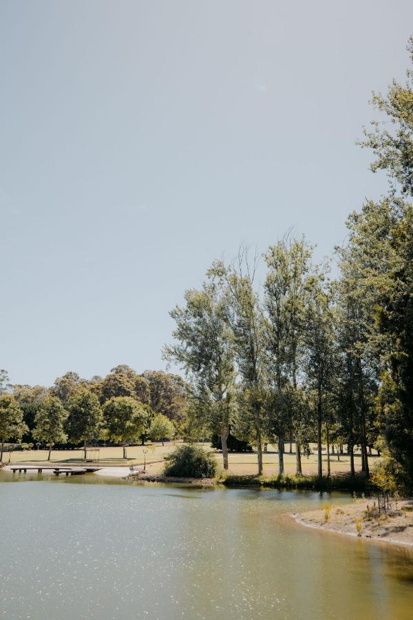 Losari Retreat Bramley Екстериор снимка