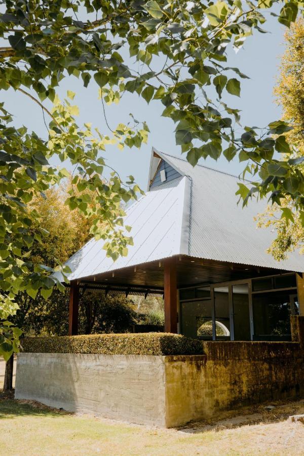Losari Retreat Bramley Екстериор снимка